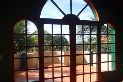 Large beachfront home or B&B for sale in Ecuador